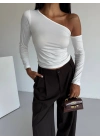 Omuz detaylı kollu bluz beyaz f2336
