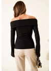 Omzu Açık Fermuarlı Bluz siyah T4330