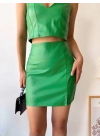 Tek yırtmaçlı arkadan fermuarlı deri etek yeşil s24475