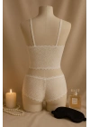 Kadın Beyaz Dantel Bralet Şort Takımı – Romantik ve Zarif İç Giyim