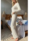 Kadın Beyaz Örme Kumaş V Yaka Düğmeli Rahat Şık Pijama Takımı