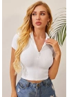 Kadın Beyaz Yarım Fermuarlı ve Kısa Kollu Crop Top Bluz