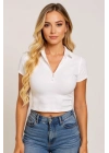 Kadın Beyaz Yarım Fermuarlı ve Kısa Kollu Crop Top Bluz – Şık, Rahat ve Kolay Kombinlenebilir