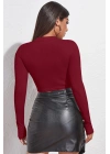 Kadın Bordo Göğüs Dekolteli Uzun Kollu Cut Out Crop Top Bluz – Şık, Rahat ve Kolay Kombinlenebilir