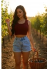 Kadın Bordo Kare Yaka Crop Top Bluz – Şık, Rahat ve Kolay Kombinlenebilir