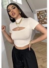 Kadın Ekru Göğüs Dekolteli Yarım Kollu Cut Out Crop Top Bluz – Şık, Rahat ve Kolay Kombinlenebilir