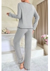 Kadın Gri Çizgili Uzun Kollu Fiyonk Detaylı Pijama Takımı Rahat Mevsimlik