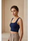 Kadın Lacivert Kalın Askılı Crop Top Büstiyer – Modern ve Şık Tasarım