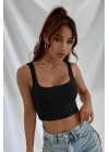 Kadın Siyah Kalın Askılı Crop Top Büstiyer – Modern ve Şık Tasarım