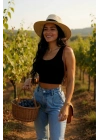 Kadın Siyah Kare Yaka Crop Top Bluz – Şık, Rahat ve Kolay Kombinlenebilir