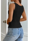 Kadın Siyah Kolsuz Kalın Askılı Uzun Crop Top Bluz & Atlet – Şık, Rahat ve Kolay Kombinlenebilir