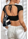 Kadın Siyah Sırt Dekolteli ve Boyundan Bağlamalı Yarım Kol Crop Top Bluz