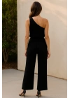 Kadın Siyah Tek Omuzlu Şık Bluz & Geniş Paça Pantolon İkili Takım – Modern, Konforlu ve Günlük Kombinlere Uygun
