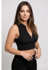 Kadın Siyah Yarım Fermuarlı Sıfır Kol Crop Top Bluz – Şık, Rahat ve Kolay Kombinlenebilir
