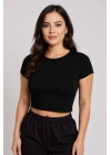 Kadın Siyah Yuvarlak Yaka Yarım Kol Crop Top Bluz – Şık, Rahat ve Kolay Kombinlenebilir