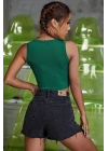 Kadın Yeşil Kare Yaka Crop Top Bluz – Şık, Rahat ve Kolay Kombinlenebilir