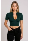 Kadın Yeşil Yarım Fermuarlı ve Kısa Kollu Crop Top Bluz – Şık, Rahat ve Kolay Kombinlenebilir