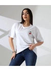 Kiraz işlemeli tişört