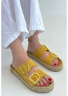Loera Sarı Nubuk Çift Tokalı Terlik