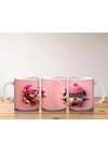 Pembe Şapkalı Sevimli Kız Maskot ve Kurdeleli Figür – Baskılı Kahve Kupası