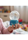 ® Pilli Işıklı Müzikli Kar Küresi–frozen Karlar Ülkesi Figürlü Eğlenceli Masaüstü Biblo, LED Aydınlatmalı Dekoratif Hediyelik Kar Küresi