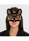 Siyah Renk Süet Kaplama Üzeri Kırmızı Sarı Simli Kedi Maskesi 17x14 Cm