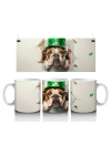 St. Patrick Şapkasıyla Çatlakta Bulldog – Baskılı Kahve Kupası
