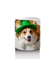 St. Patrick Şapkasıyla Sevimli Köpek Yavrusu – Baskılı Kahve Kupası