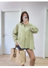Poplin   Yakalı Yandan Yırtmaçlı Arka Pens Detaylı Gömlek - Yeşil -