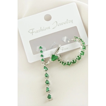 ÇOK SATAN 3 Adet Kalp Zirkon Taşlı Küpe