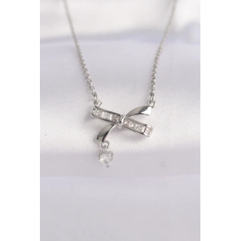 ÇOK SATAN 316L Çelik Zincir Gümüş Renk Zirkon Taşlı Kalp Detay Fiyonk Kolye