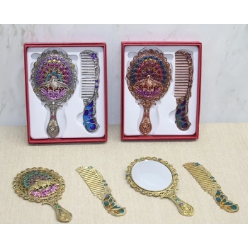 ÇOK SATAN BFS Tavuskuşu Ayna Ve Tarak Seti Küçük Boy Alk4989