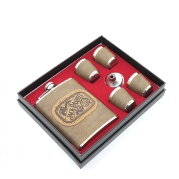 ÇOK SATAN Derili 4 Bardaklı İçki Matara Seti