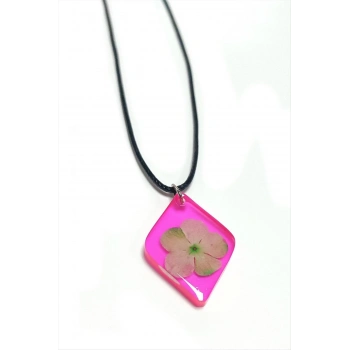 ÇOK SATAN Kartopu Çiçeği Baklava Dilimli Epoksi Kolye