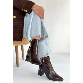 ÇOK SATAN Meça Kahverengi Cilt Topuklu Bot