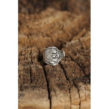 ÇOK SATAN Otantik Çiçek Tasarımlı Ayarlamalı Kadın Yüzük