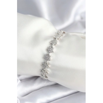 ÇOK SATAN Pirinç Gümüş Renk Yıldız Model Kadın Bileklik