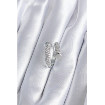 ÇOK SATAN Pirinç Gümüş Renk Zirkon Taşlı Çivi Model Kadın Yüzük