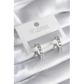 ÇOK SATAN Pirinç Gümüş Renk Zirkon Taşlı Halka Model Kadın Küpe