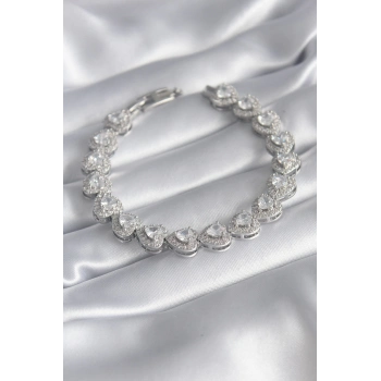 ÇOK SATAN Pirinç Gümüş Renk Zirkon Taşlı Kalp Model VIP Seri Kadın Bileklik