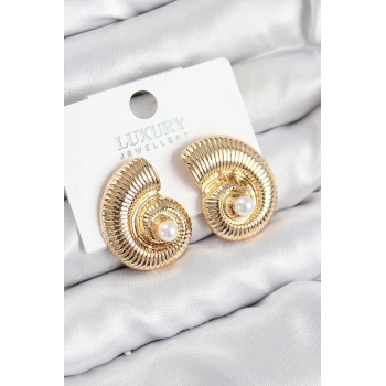 ÇOK SATAN Pirinç İnci Detaylı Girdap Model Gold Renk Kadın Küpe