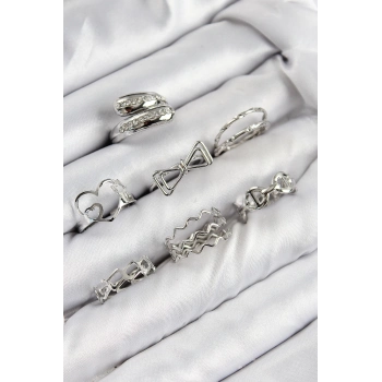 ÇOK SATAN Pirinç Zirkon Taşlı Fiyonk Ve Kalp Model Gümüş Renk Kadın Yüzük Kombin Set