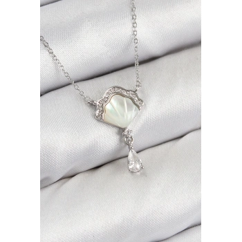 ÇOK SATAN Pirinç Zirkon Taşlı İstiridye Model Gümüş Renk Kadın Kolye