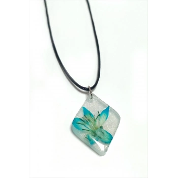 ÇOK SATAN Tesbih Çiçeği Baklava Dilimli Epoksi Kolye