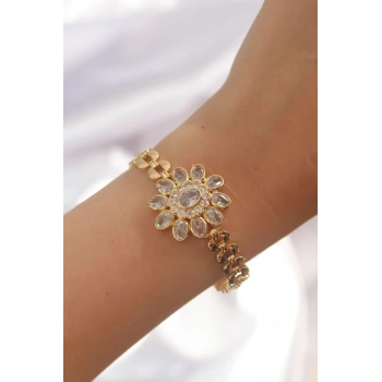 Pirinç Gold Renk İri Zirkon Taşlı Çiçek Figürlü Bileklik