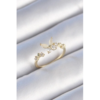 Pirinç Gold Renk Zirkon Taş Detaylı Beyaz Mineli Kelebek Model Kadın Yüzük