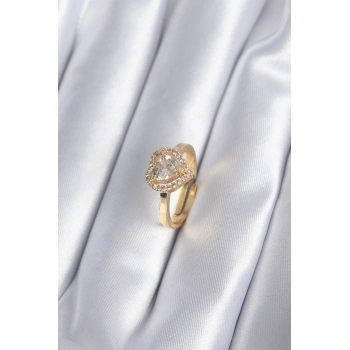 Pirinç Gold Renk Zirkon Taşlı Kalp Charm Model Kadın Yüzük