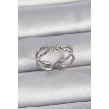 Pirinç Gümüş Renk Ayarlanabilir Zirkon Taşlı Sarmal Model Kadın Yüzük