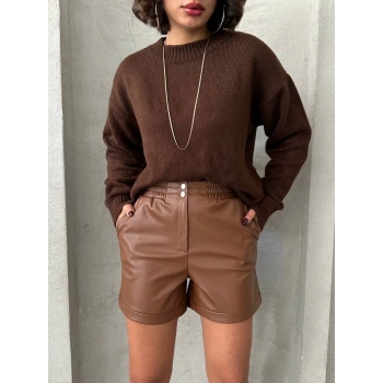 TAVSİYE EDİLEN GÜVENLİ SATICI Beli lastikli çıtçıtlı deri şort kahve w241007