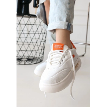 TAVSİYE EDİLEN GÜVENLİ SATICI Chris Beyaz Cilt Turuncu Detaylı Bağcıklı Spor Ayakkabı